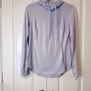Zella Woman’s lightweight pullover Hoodie light purple Size Small